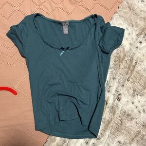 Tilly's Teal Short Sleeve Tee with Bow Accent